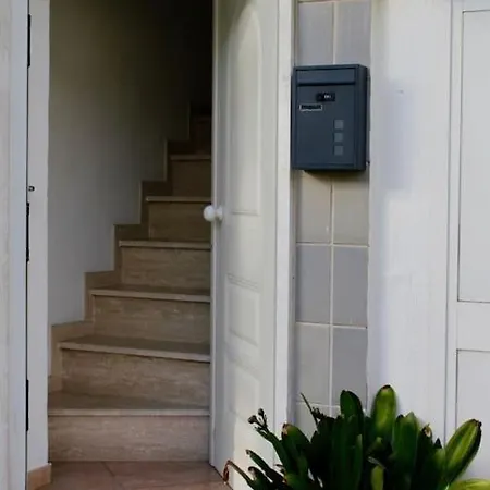 Tra Mare E Pineta * וירג'יו