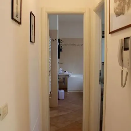 Tra Mare E Pineta Apartment *