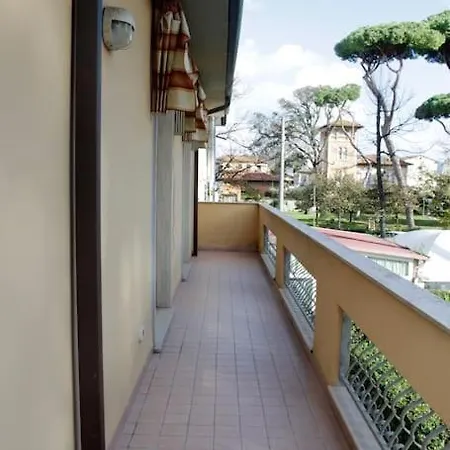 Apartment Tra Mare E Pineta