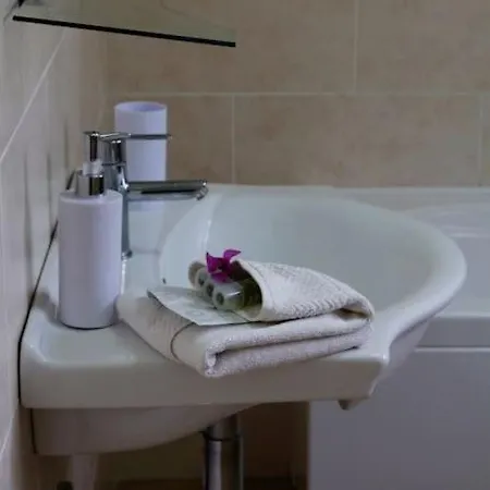 Tra Mare E Pineta Apartment *