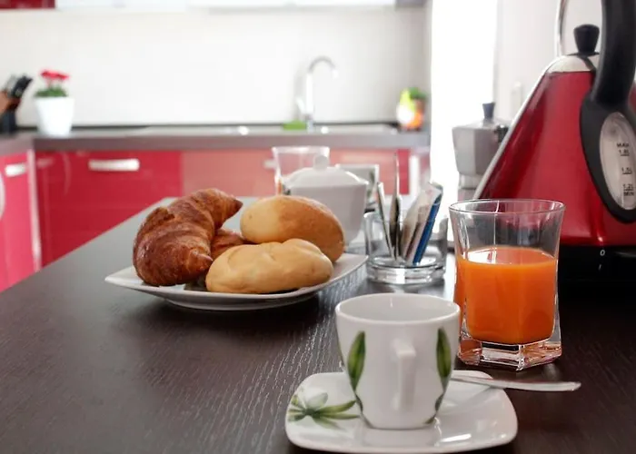 Tra Mare E Pineta Apartment *