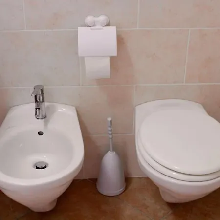 Apartman Tra Mare E Pineta Viareggio